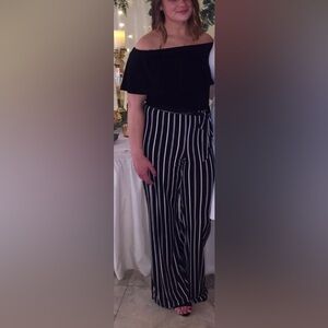 Bebe off-shoulder black & white jumpsuit - stylish, fits perfectly, comfortable!